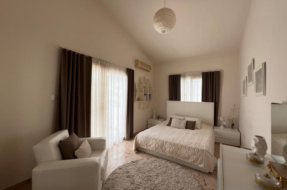 3+1 luxury penthouse For sale fully furnished. Kyrenia city center