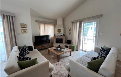 3+1 luxury penthouse For sale fully furnished. Kyrenia city center