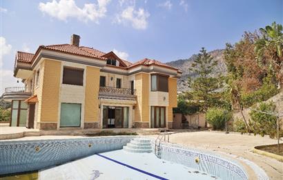 For Sale 4+2 Mansion in Kyrenia Bogaz