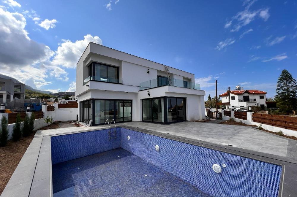 5+2 villa for sale in Bellapais, Kyrenia