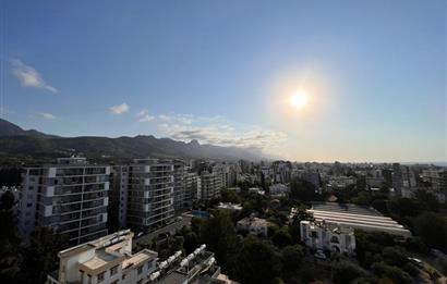 Girne merkezde satılık 2+1 penthouse