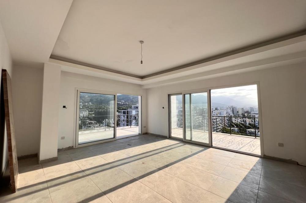 Girne merkezde satılık 2+1 penthouse