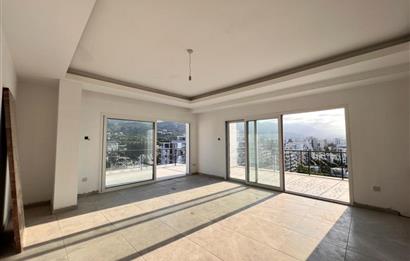 Girne merkezde satılık 2+1 penthouse