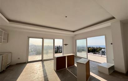 Girne merkezde satılık 2+1 penthouse