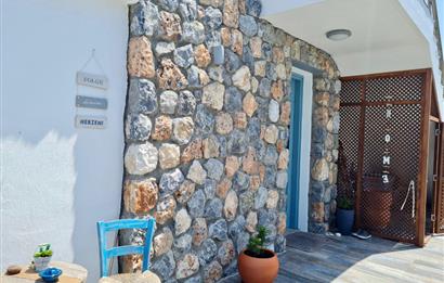 Satılık denize sıfır 3+1 bungalow, Alagadi, Girne