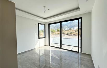 Satılık 4+1 müstakil havuzlu villa, Çatalköy, Girne