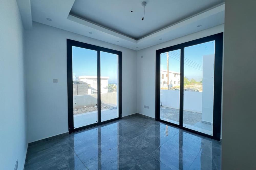 Detached 4+1 villa with private pool for sale in Catalkoy, Kyrenia