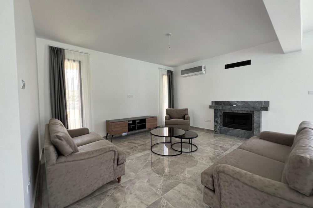 Girne Çatalköyde satılık lux 5+1 villa