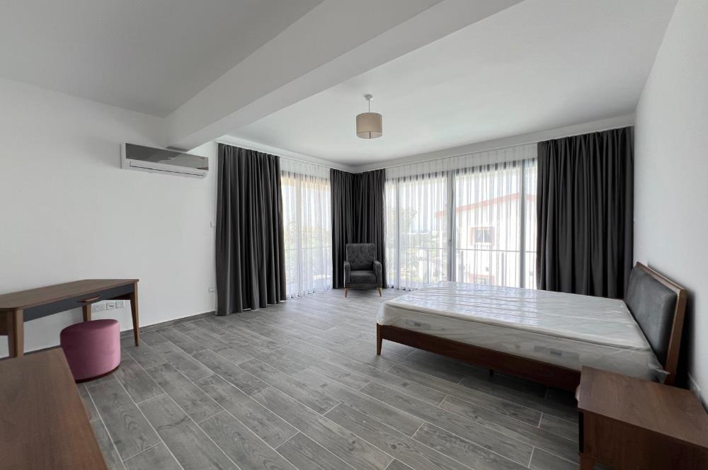 Girne Çatalköyde satılık lux 5+1 villa