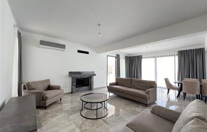 Girne Çatalköyde satılık lux 5+1 villa