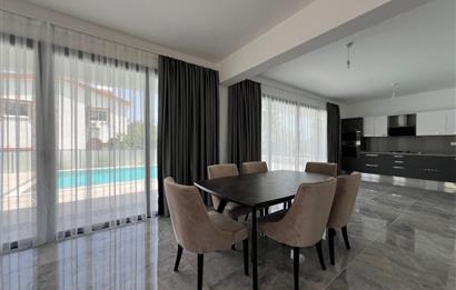 Girne Çatalköyde satılık lux 5+1 villa