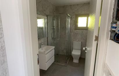 Girne Çatalköy'de Satılık 3+1 Modern Villa