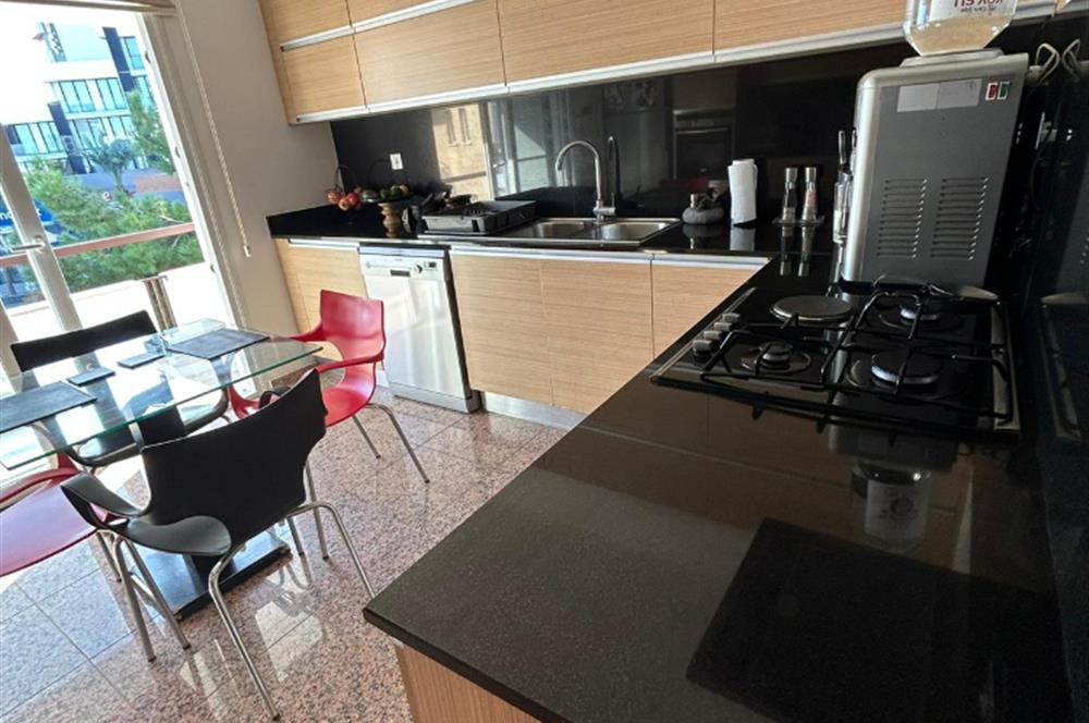 Kiralık: Girne Şehir Merkezinde Muhteşem 3 Yatak Odalı Penthouse