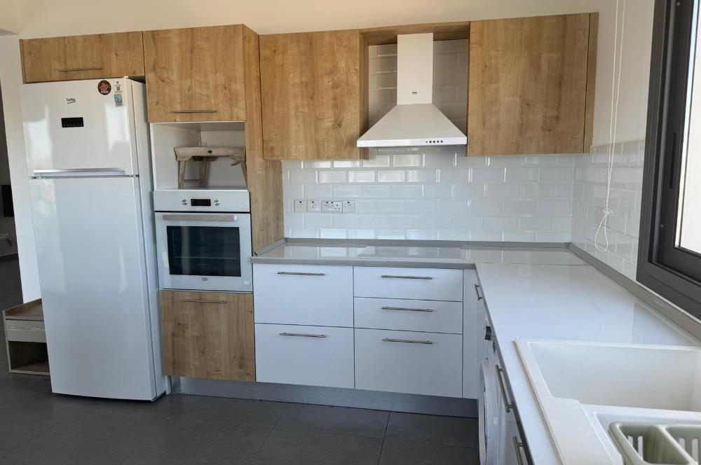 Kiralık; Girne Şehir Merkezinde Modern 2 Yatak Odalı Daire