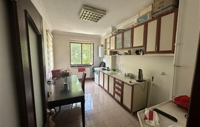 Balgat Ceyhun Atuf Kansu Cd. Köşe Başı İlk Apartman Satılık 3+1