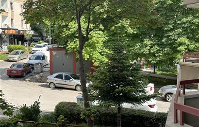 Balgat Ceyhun Atuf Kansu Cd. Köşe Başı İlk Apartman Satılık 3+1