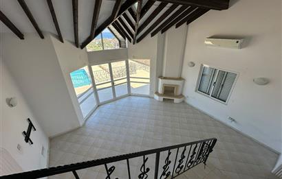 Deniz manzaralı satılık 4+1 özel havuzlu villa