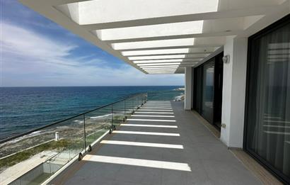 Seafront villa for rent