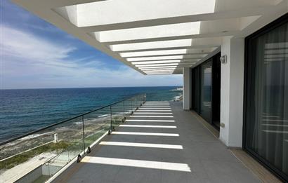 Seafront villa for rent