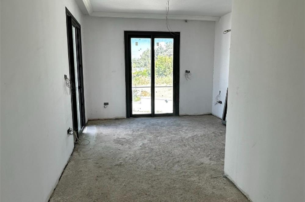 Zeytinlik bölgesinde satılık lüks villa