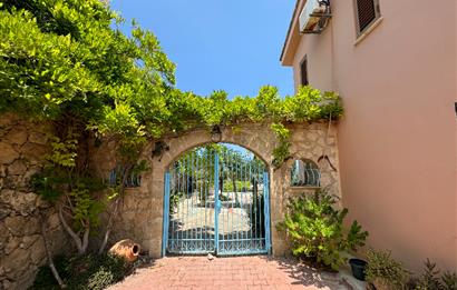 3 Bed Mediterreanean Villa For Sale 