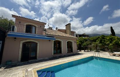 3 Bed Mediterreanean Villa For Sale 