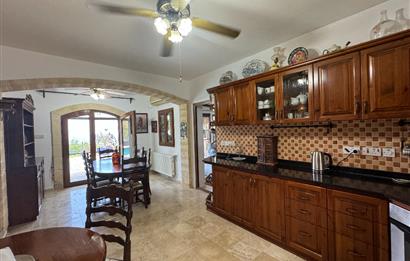 3 Bed Mediterreanean Villa For Sale 