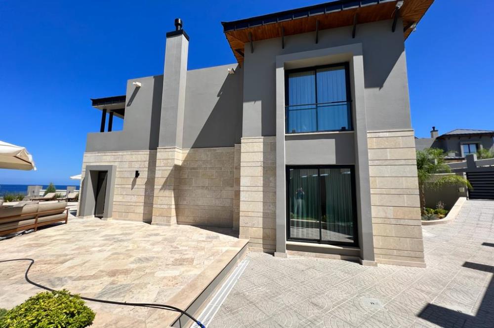 4 bedroom luxury villa for sale near the sea. Esentepe-Kyrenia