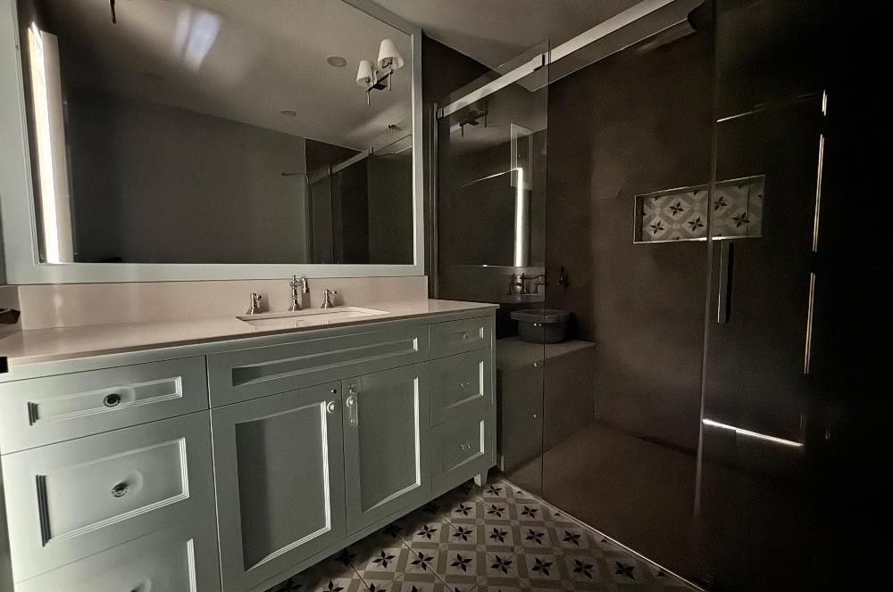 Tower Center'da Şehir ve Doğa Manzaralı Kiralık Ultra Lüks Daire