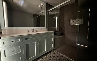 Tower Center'da Şehir ve Doğa Manzaralı Kiralık Ultra Lüks Daire