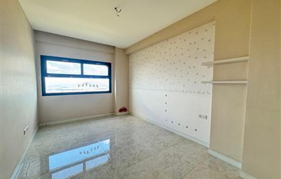 Tower Center'da Şehir ve Doğa Manzaralı Kiralık Ultra Lüks Daire