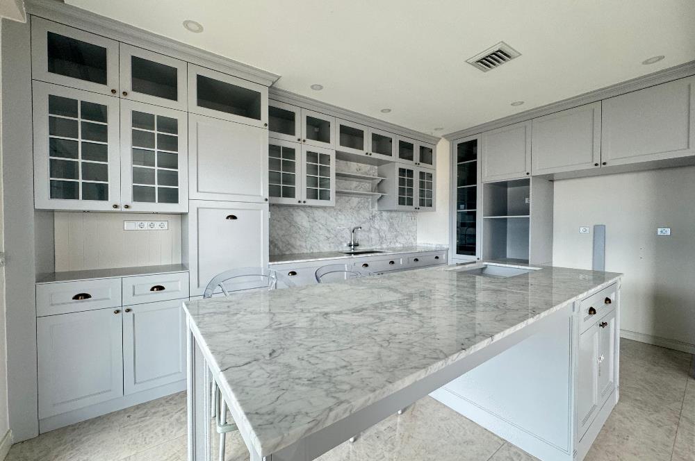 Tower Center'da Şehir ve Doğa Manzaralı Kiralık Ultra Lüks Daire