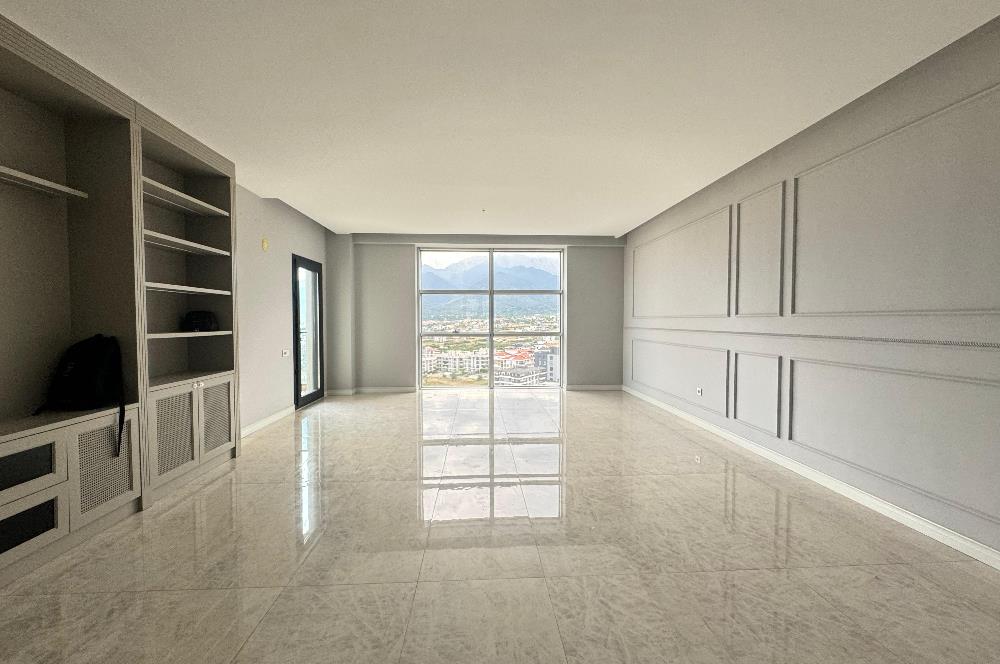 Tower Center'da Şehir ve Doğa Manzaralı Kiralık Ultra Lüks Daire