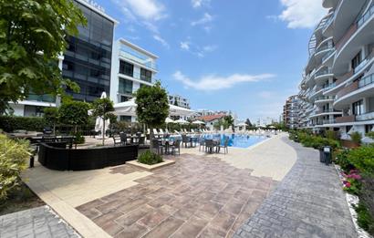 2+1 luxury penthouse for rent. Kyrenia city center