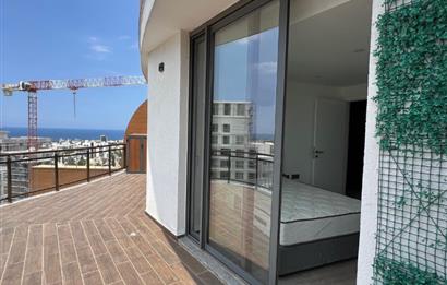 2+1 luxury penthouse for rent. Kyrenia city center