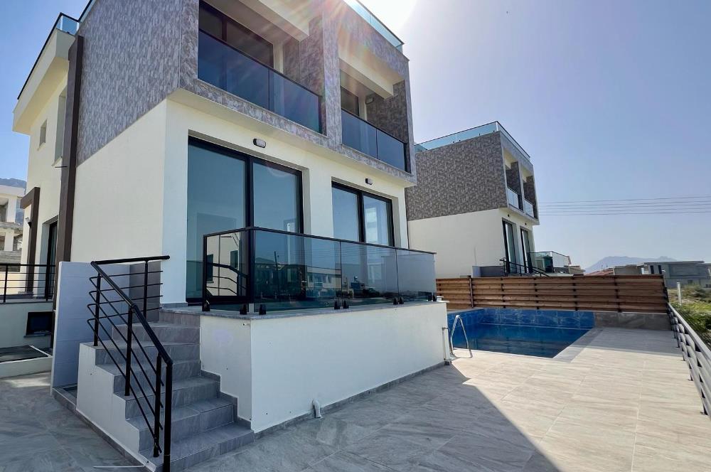 Satılık yeni lux 3+1 villa, Çatalköy, Girne