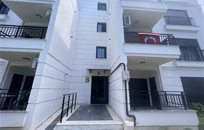 Gaziemir Ulka Beyaz Sitesi Satılık 2+1 Daire