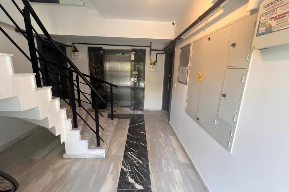 Gaziemir Ulka Beyaz Sitesi Satılık 2+1 Daire