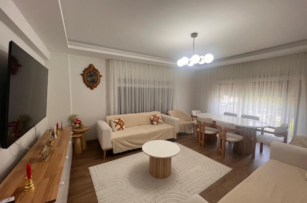 Gaziemir Ulka Beyaz Sitesi Satılık 2+1 Daire