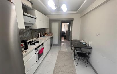 Gaziemir Ulka Beyaz Sitesi Satılık 2+1 Daire