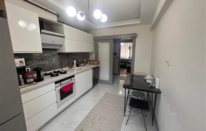 Gaziemir Ulka Beyaz Sitesi Satılık 2+1 Daire