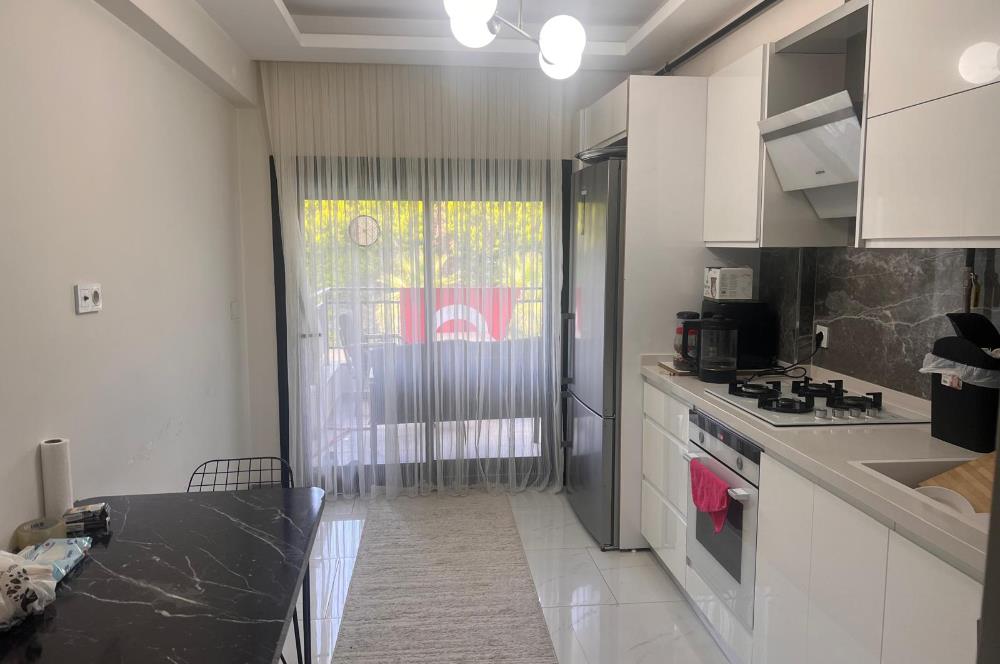 Gaziemir Ulka Beyaz Sitesi Satılık 2+1 Daire