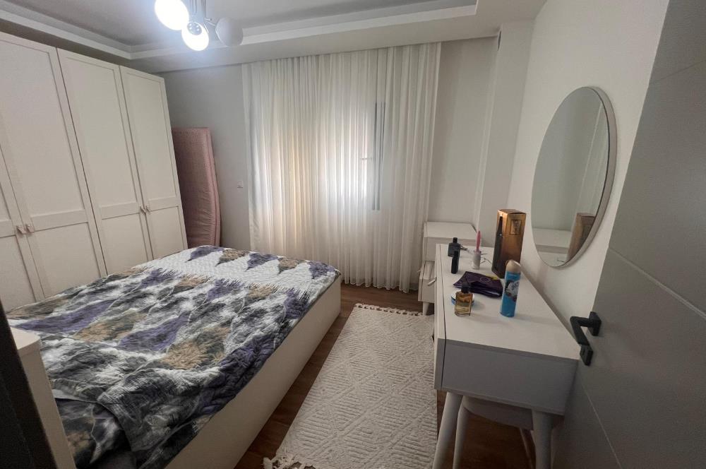 Gaziemir Ulka Beyaz Sitesi Satılık 2+1 Daire