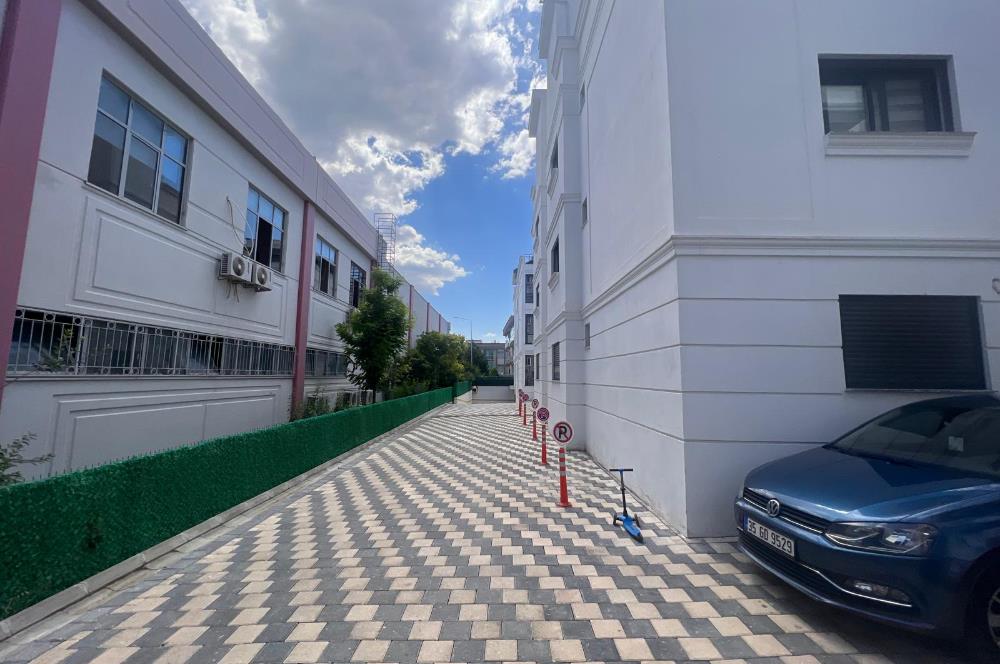 Gaziemir Ulka Beyaz Sitesi Satılık 2+1 Daire