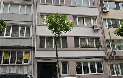 ŞİŞLİ SIRACEVİZLER CADDESİ ÜZERİNDE SATILIK 3+1 DAİRE