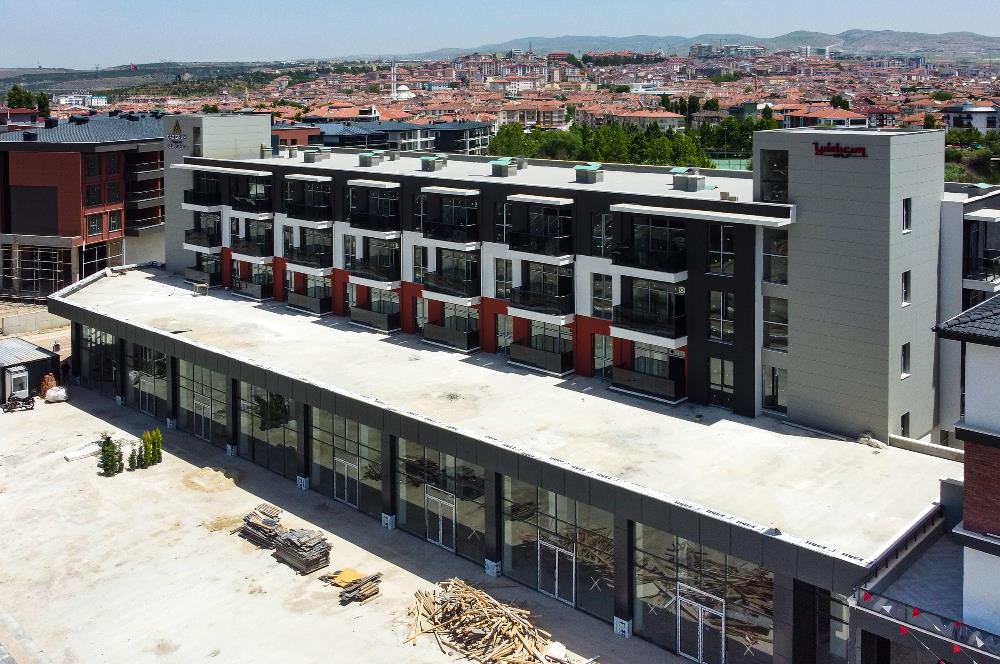 GÖLBAŞI MOGAN GÖLÜ ÇAĞ LIFE SATILIK 2+1 DAİRE Takasa Uygundur