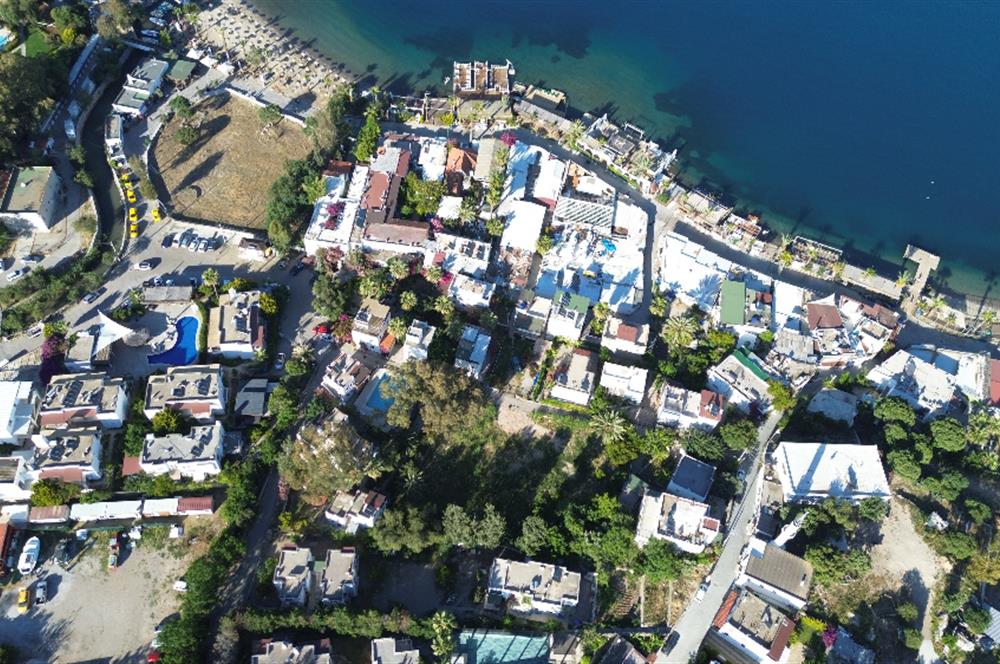 Bodrum Türkbükü Sahilde Satılık TURİZM İMARLI Arsa