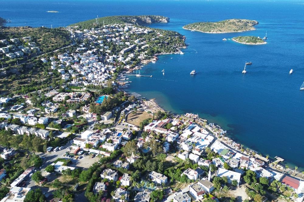 Bodrum Türkbükü Sahilde Satılık TURİZM İMARLI Arsa