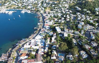 Bodrum Türkbükü Sahilde Satılık TURİZM İMARLI Arsa