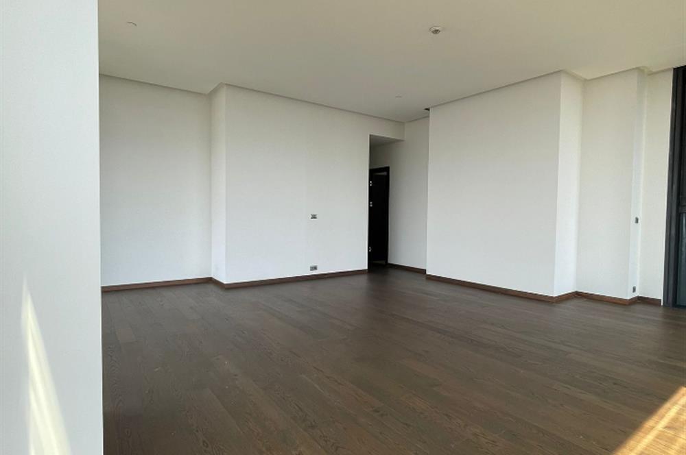 CENTURY 21 STARDAN ÇİFTÇİ TOWERDA 228 M2 DAİRE